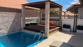 Luxury Pool villa C16 / 4BR 8-10 Persons